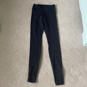 Lululemon black full length LR pant